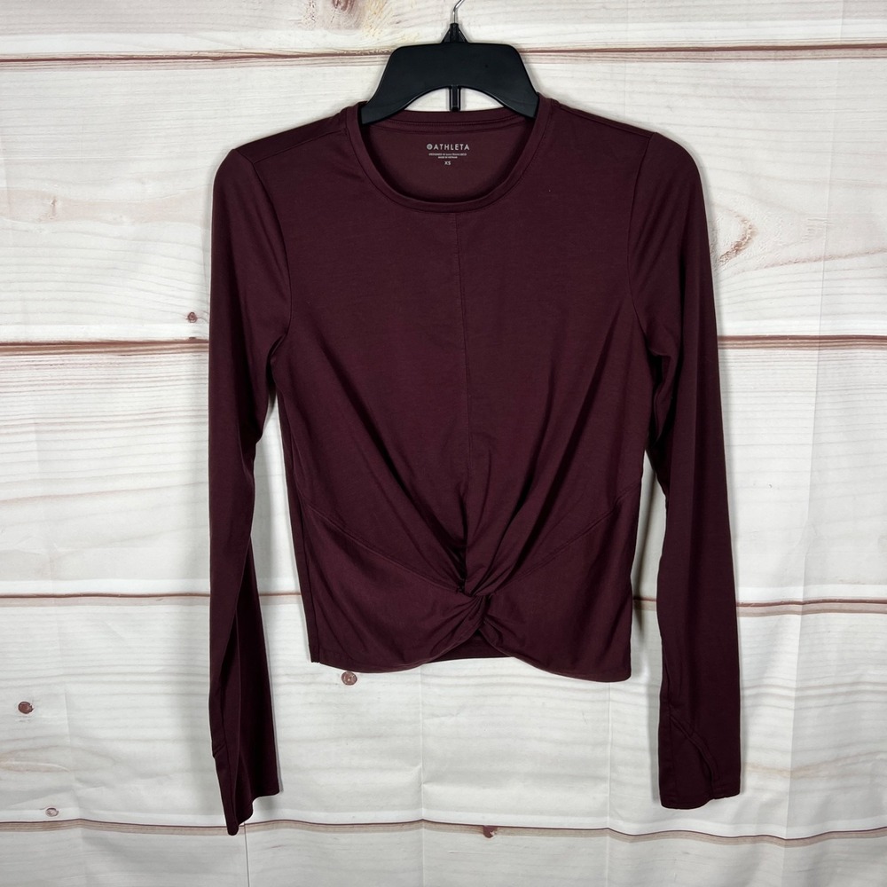 Athleta Top Womens XS Burgundy Twist Front T-Shirt Crew Neck Long Sleeve Solid